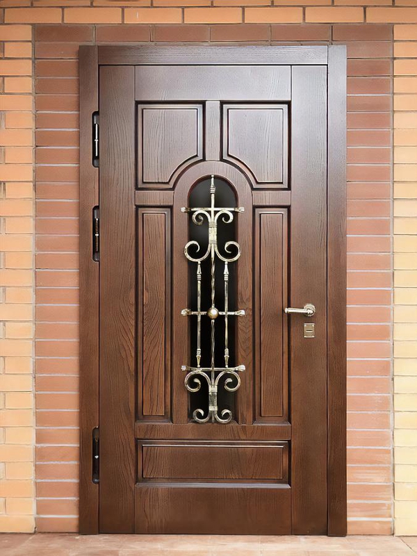 Остекленная входная дверь