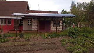 Полуарочный навес из поликарбоната (пристройка над входом)